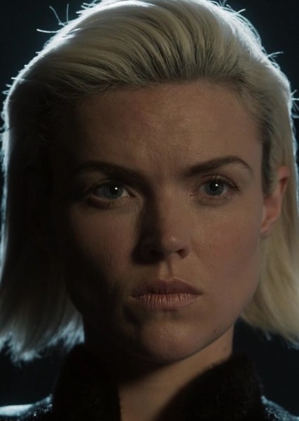Erin Richards photo