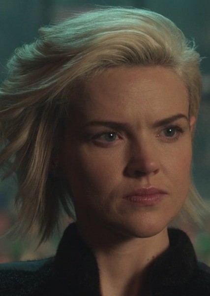 Erin Richards photo