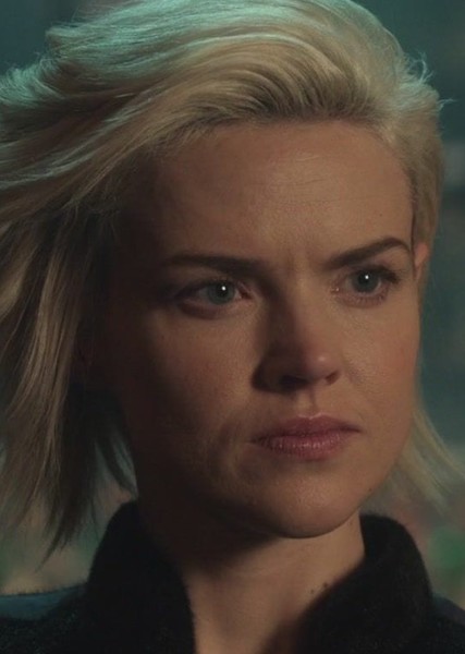 Erin Richards photo