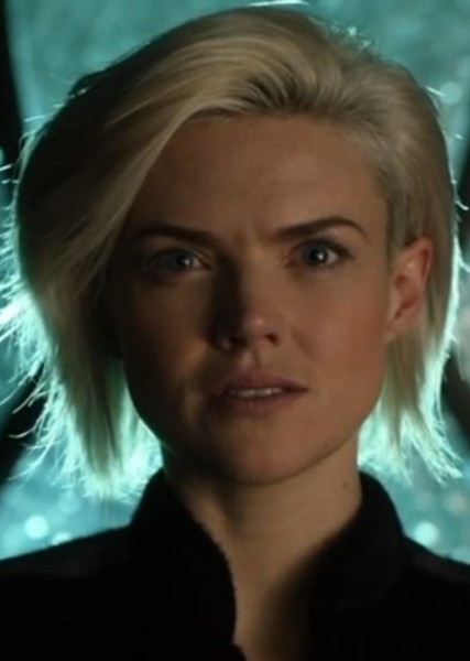 Erin Richards photo