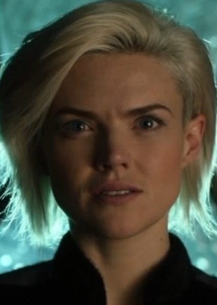 Erin Richards photo