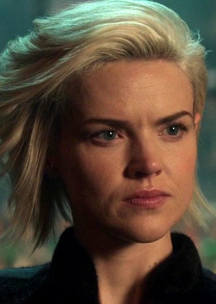Erin Richards photo