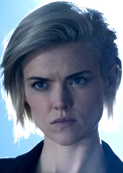 Erin Richards photo