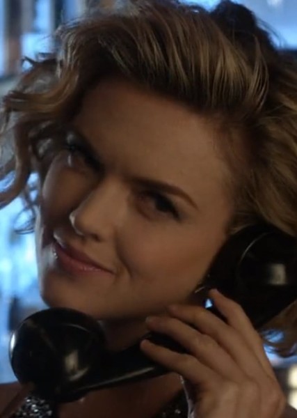Erin Richards photo