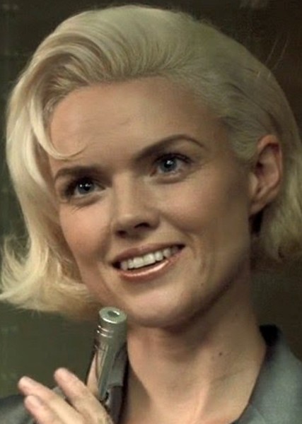 Erin Richards photo