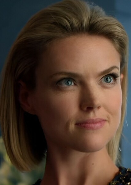 Erin Richards photo