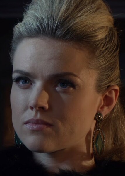 Erin Richards photo