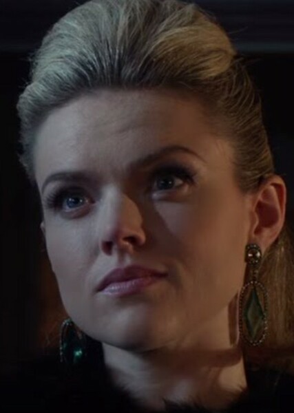 Erin Richards photo