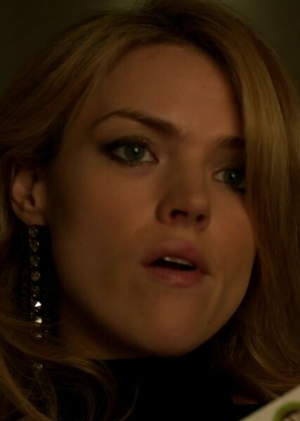 Erin Richards photo