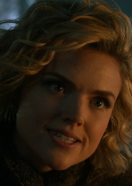 Erin Richards photo