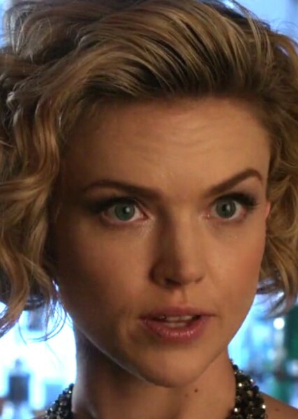 Erin Richards photo