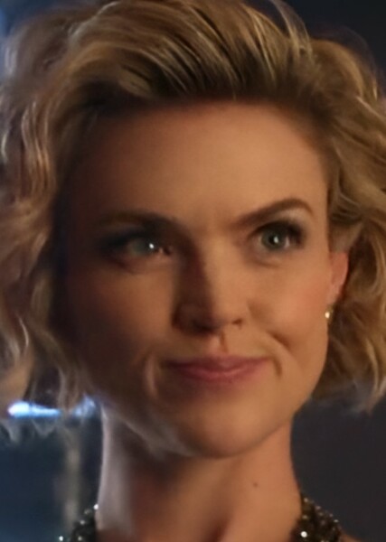 Erin Richards photo