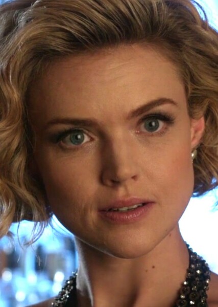 Erin Richards photo