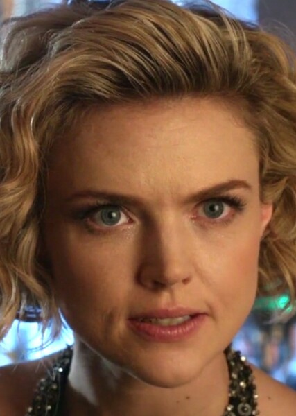 Erin Richards photo