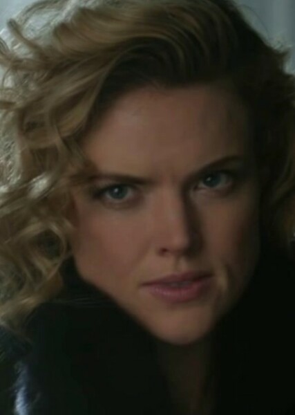 Erin Richards photo
