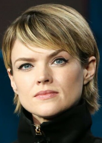 Erin Richards photo