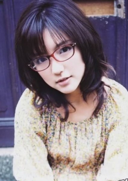 Erina Mano photo