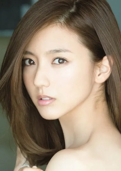 Erina Mano photo