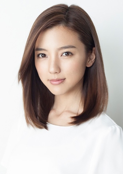 Erina Mano photo