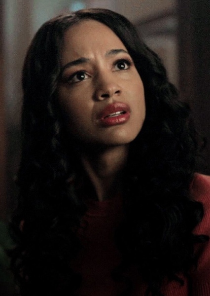 Erinn Westbrook photo