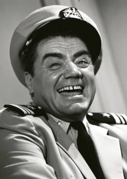 Ernest Borgnine photo
