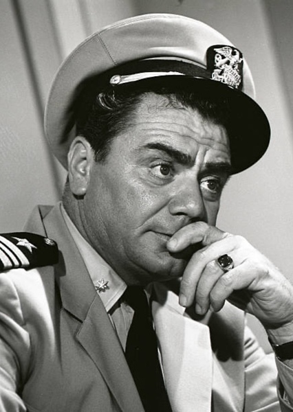 Ernest Borgnine photo