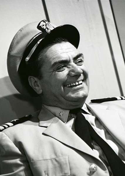 Ernest Borgnine photo