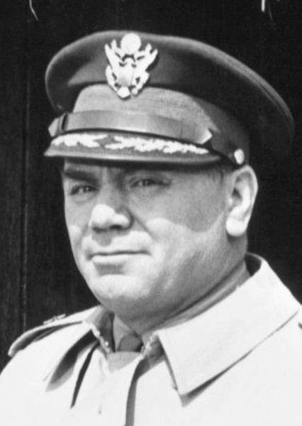Ernest Borgnine photo