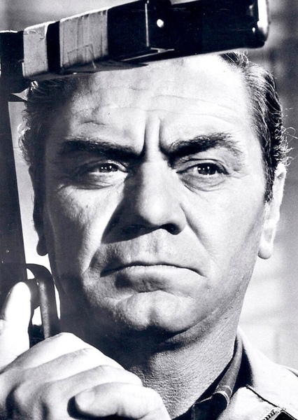 Ernest Borgnine photo