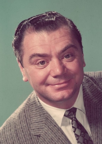 Ernest Borgnine photo