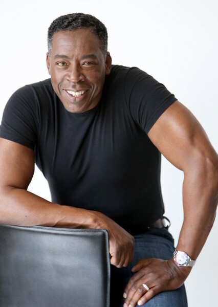 Ernie Hudson photo