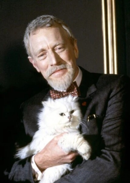 Ernst Stavro Blofeld photo