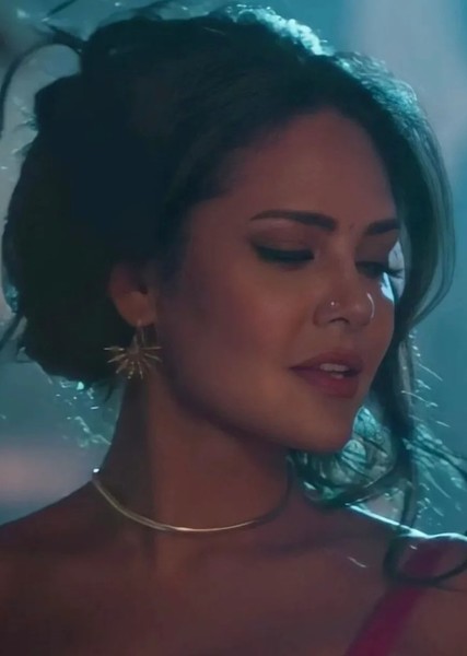 Esha Gupta