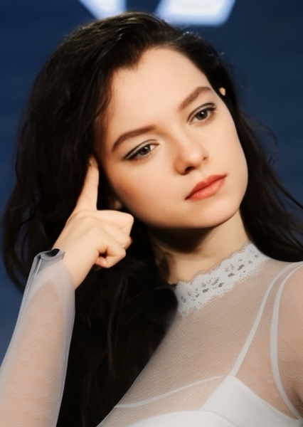 Esmé Creed-Miles photo