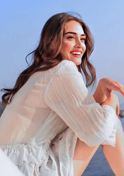 Esra Bilgiç