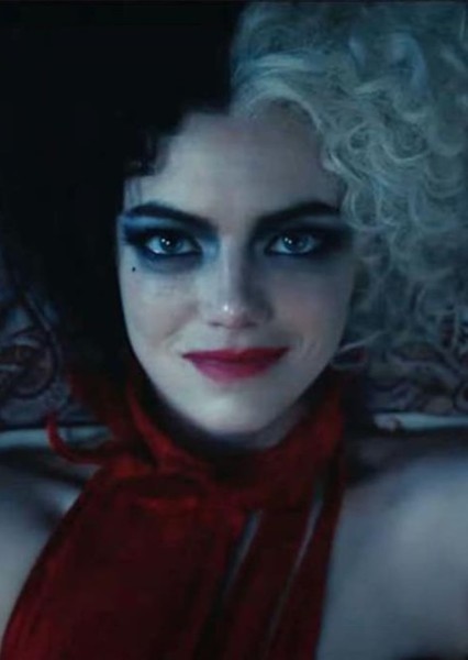 Estella Miller/Cruella de Vil (Emma Stone) photo