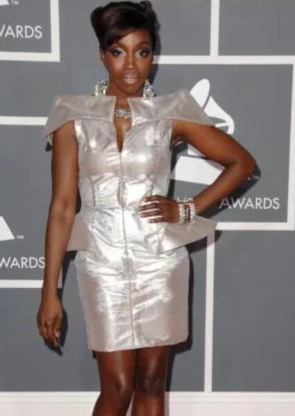 Estelle photo
