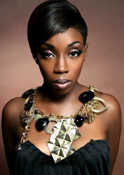 Estelle photo