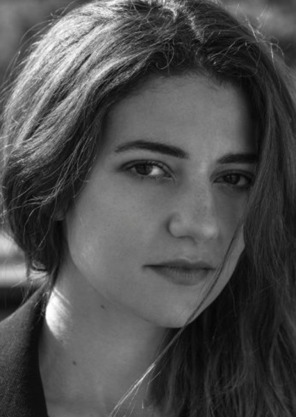 Esther Garrel photo