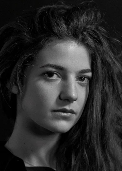 Esther Garrel photo