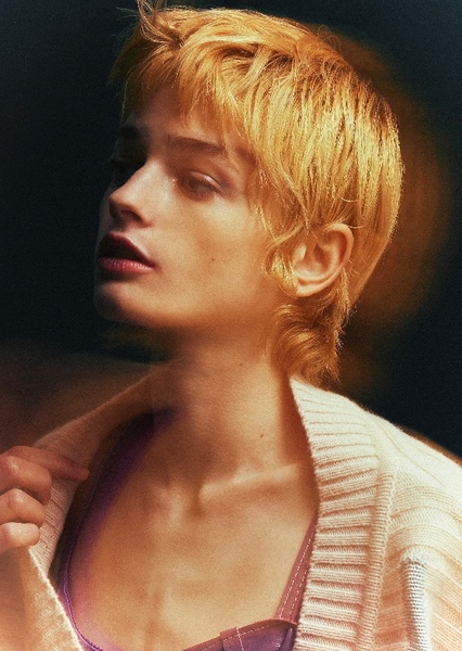 Esther McGregor photo