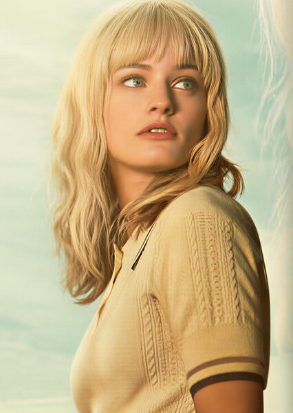 Esther-Rose McGregor photo
