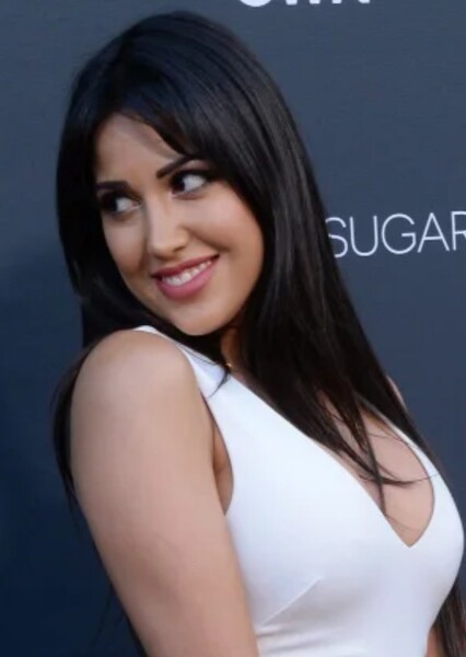 Estrella Nouri photo