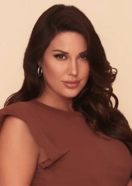 Estrella Nouri photo