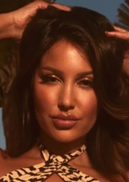 Estrella Nouri photo