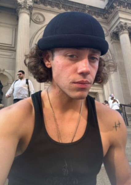 Ethan Cutkosky photo