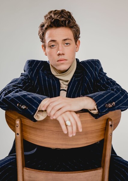 Ethan Cutkosky photo