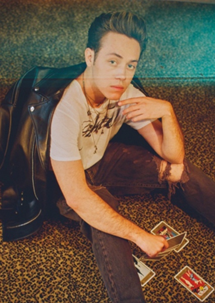 Ethan Cutkosky photo
