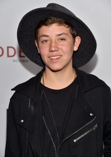 Ethan Cutkosky photo