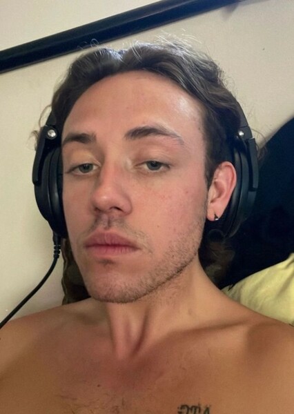 Ethan Cutkosky photo